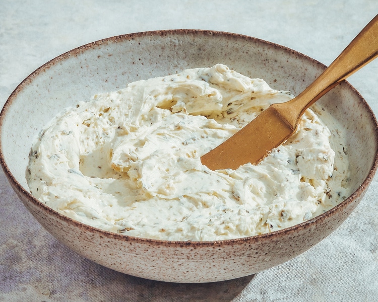 Alouette Spinach & Artichoke spread