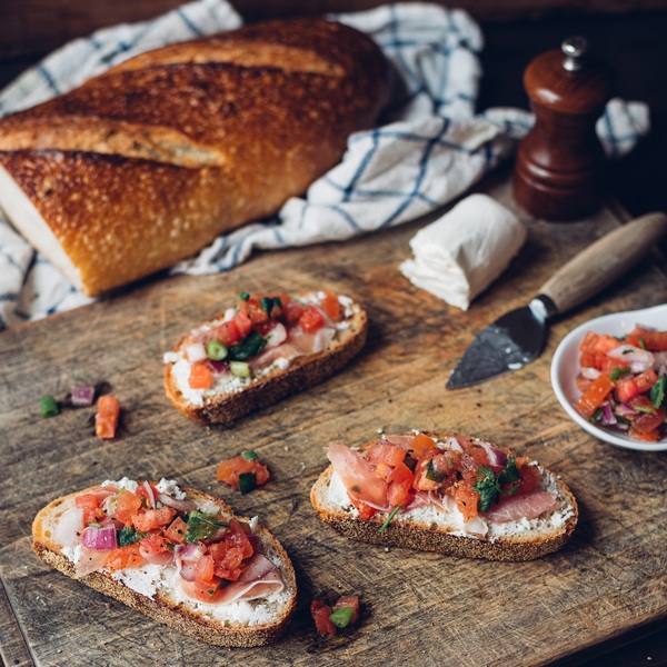 bruschettas with chavrie goat cheese original log